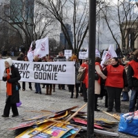 2011-03-06-manifa_warszawska