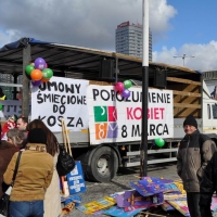 2011-03-06-manifa_warszawska