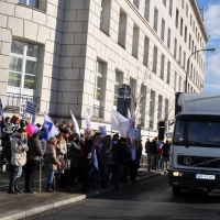 2011-03-06-manifa_warszawska